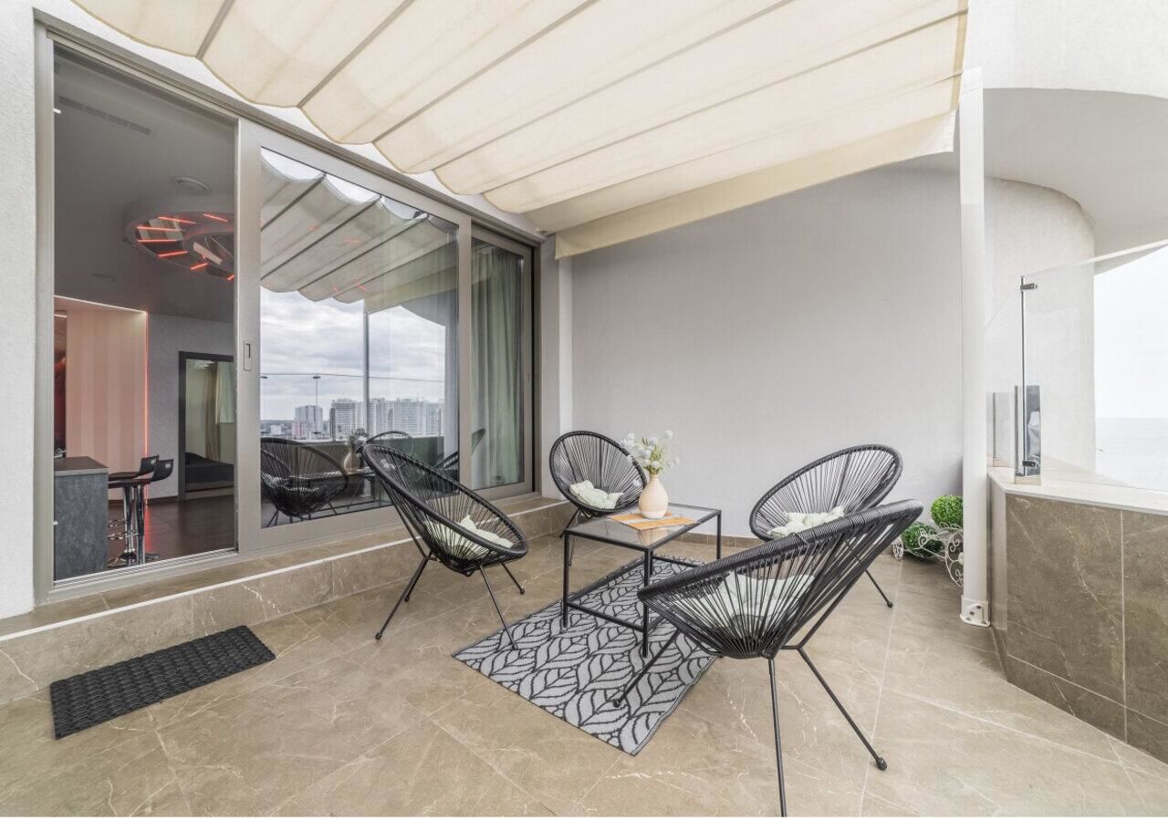 Апартаменты LUXURY party house-penthouse with a sea view Одесса