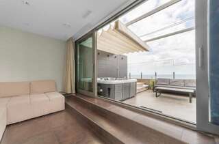 Апартаменты LUXURY party house-penthouse with a sea view Одесса Апартаменты с 2 спальнями-74